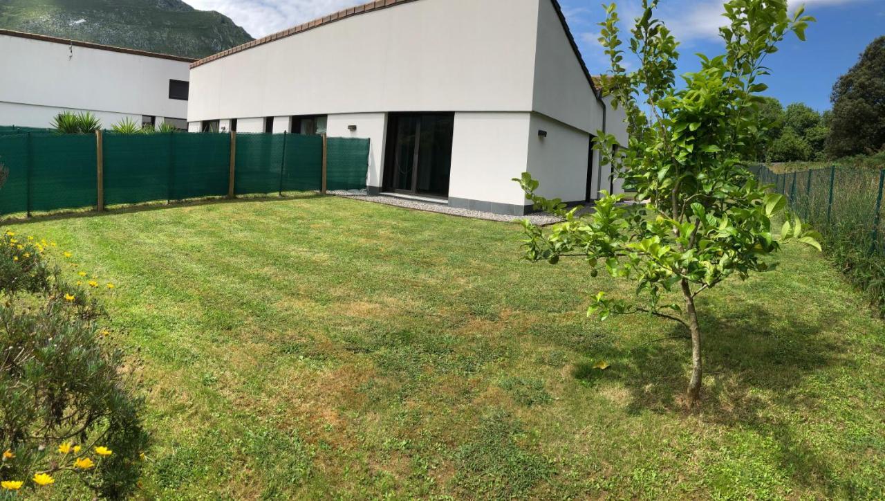 Casas Adosadas Julieta Рибадесела Екстериор снимка